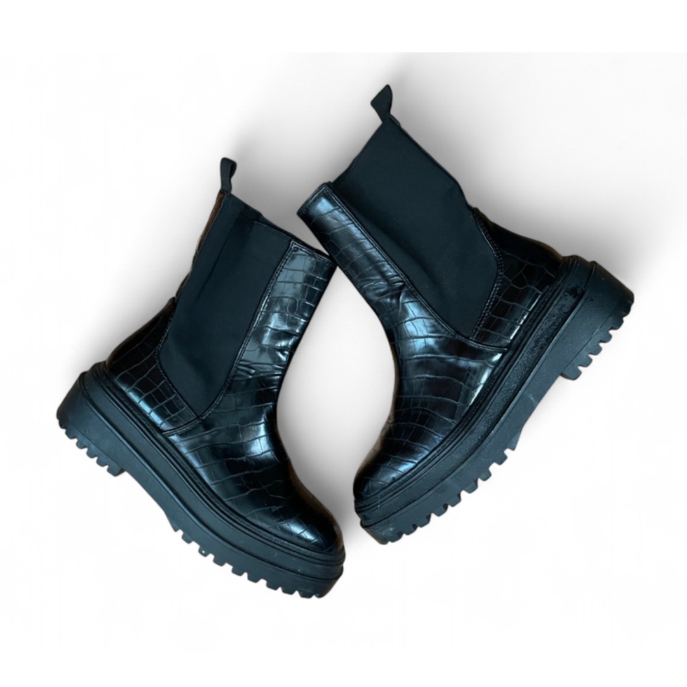 Zara Lug Sole Croc Embossed Black Leather Ankle Boot
